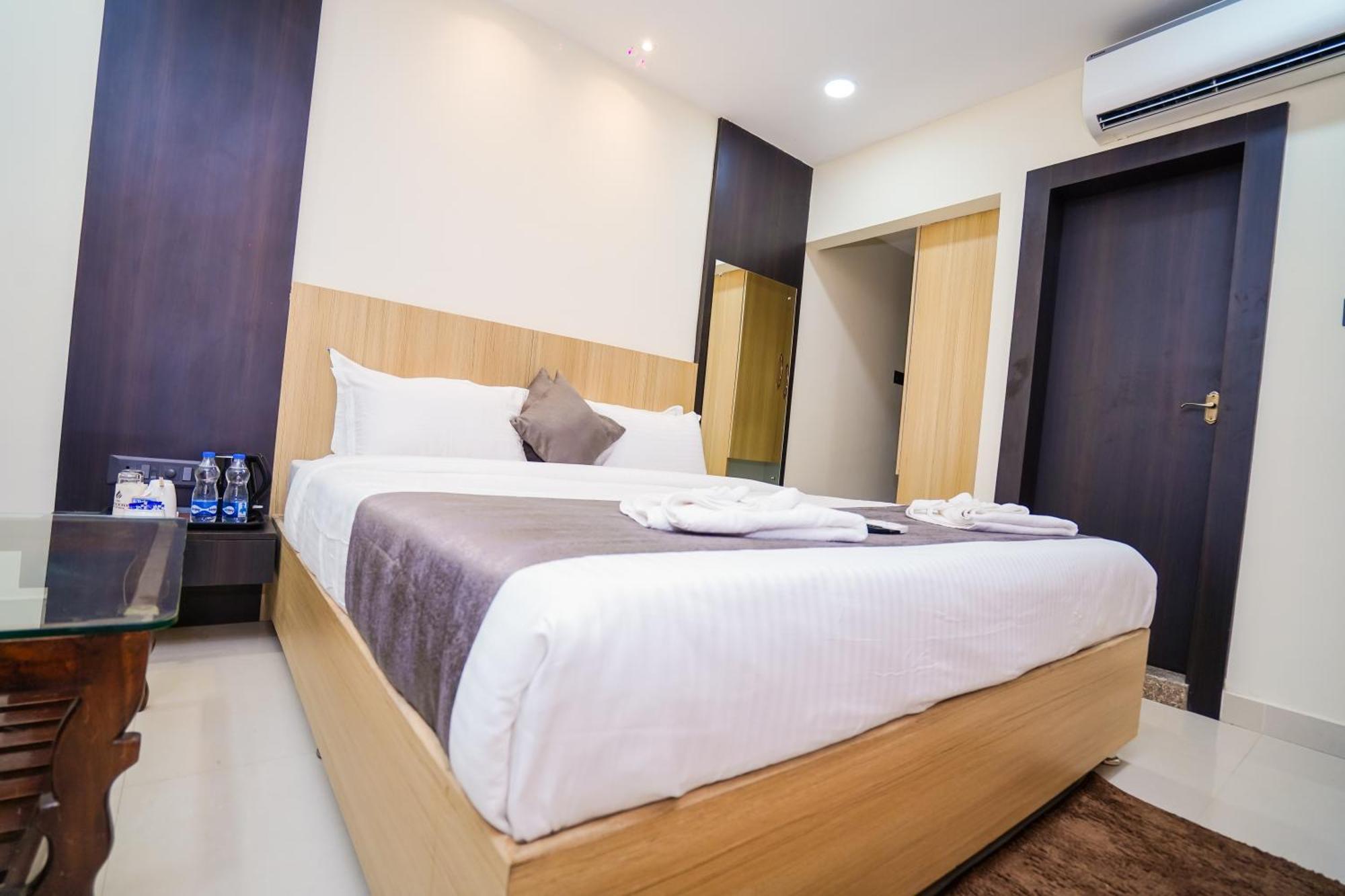 Hotel Middleton Nxt Bhubaneswar Extérieur photo